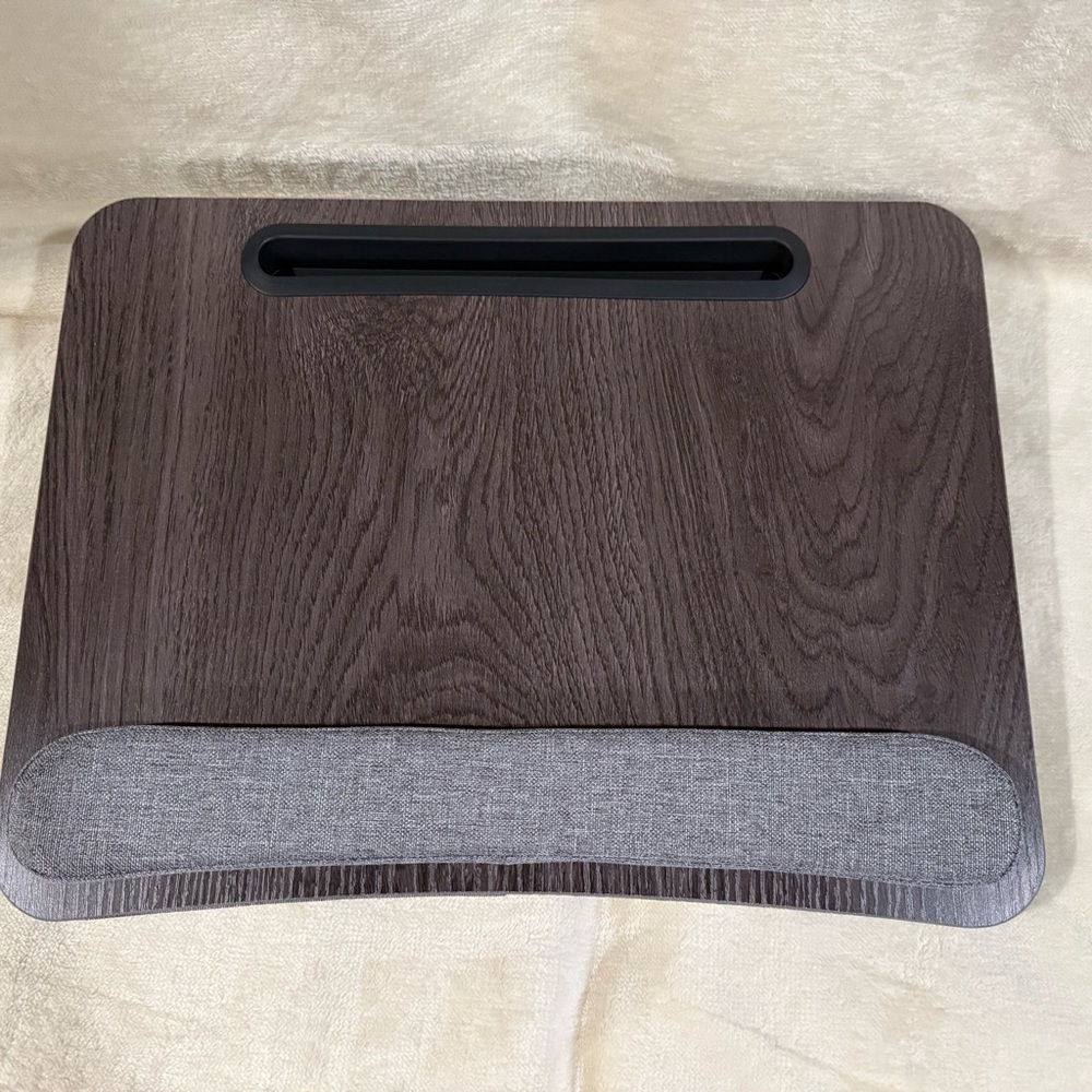 BNIB Hamitor Portable Lap Desk For Laptops up to 15.6” Portable & Lightweight
